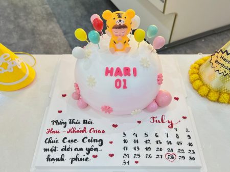 ST6676-Bánh Kem Sữa Tươi-Phụ Kiện Hổ-Bóng Nhiều Màu