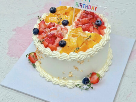 TC211-BÁNH KEM TRANG TRÍ DÂU VÀ XOÀI