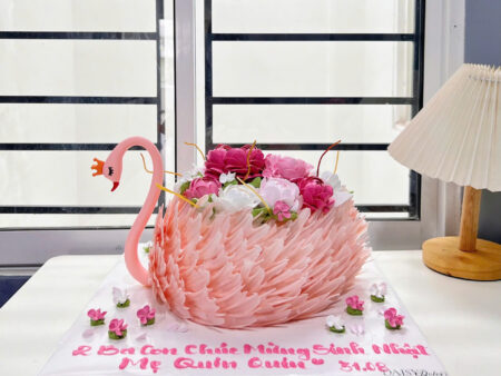 FL3666-Bánh Hoa Kem Sữa Tươi-Thiên Nga Sô cô la (chocolate)