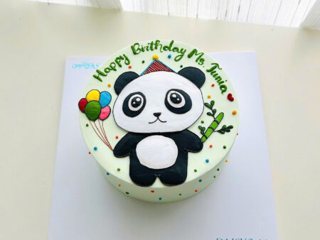 BÁNH VẼ GẤU TRÚC CẦM CÀNH TRE