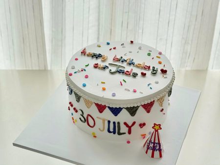 BÁNH VẼ LÁ CỜ SẮC MÀU