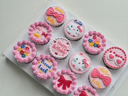 CUP118-BÁNH CUPCAKE-HELLO KITTY